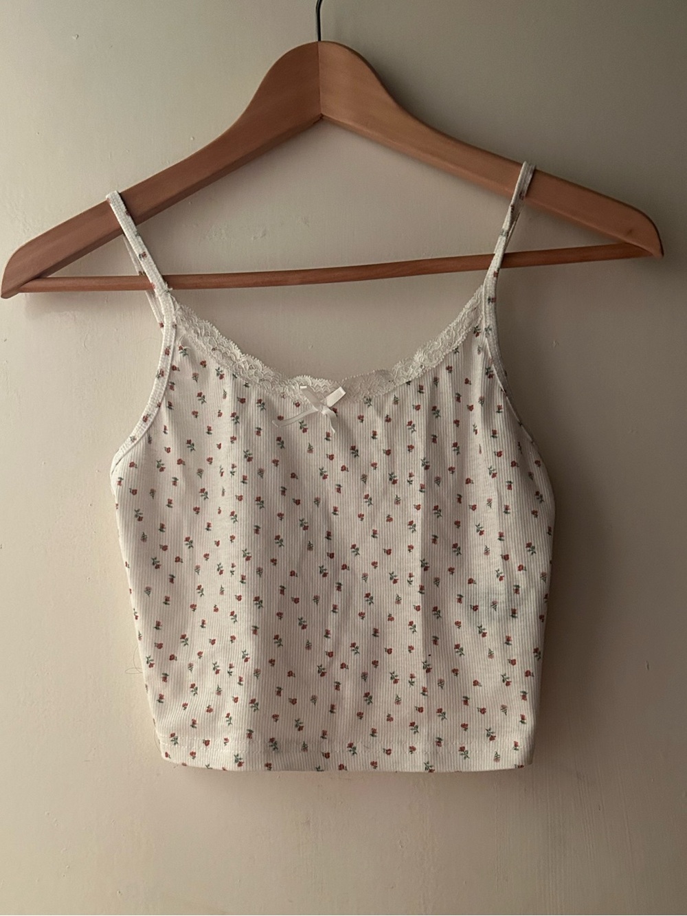 2/$10 Coquette downtown girl era floral lace cami